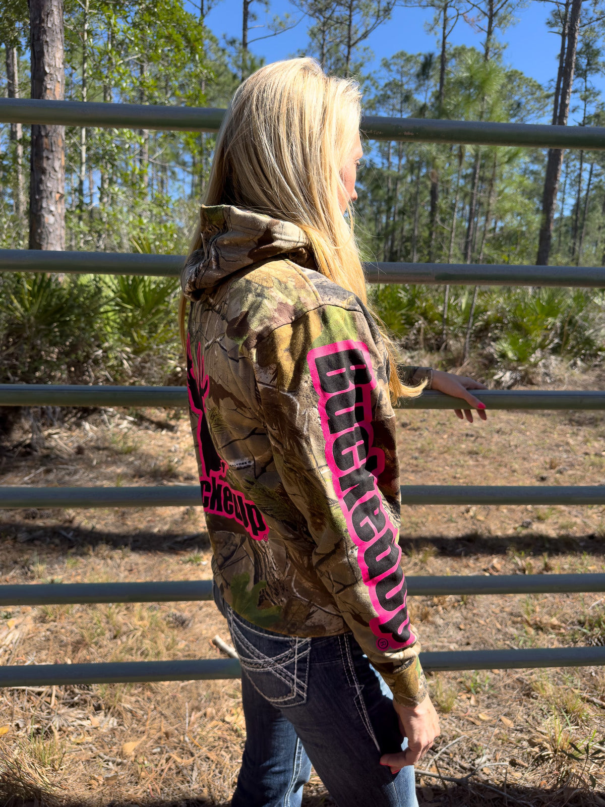 womens pink