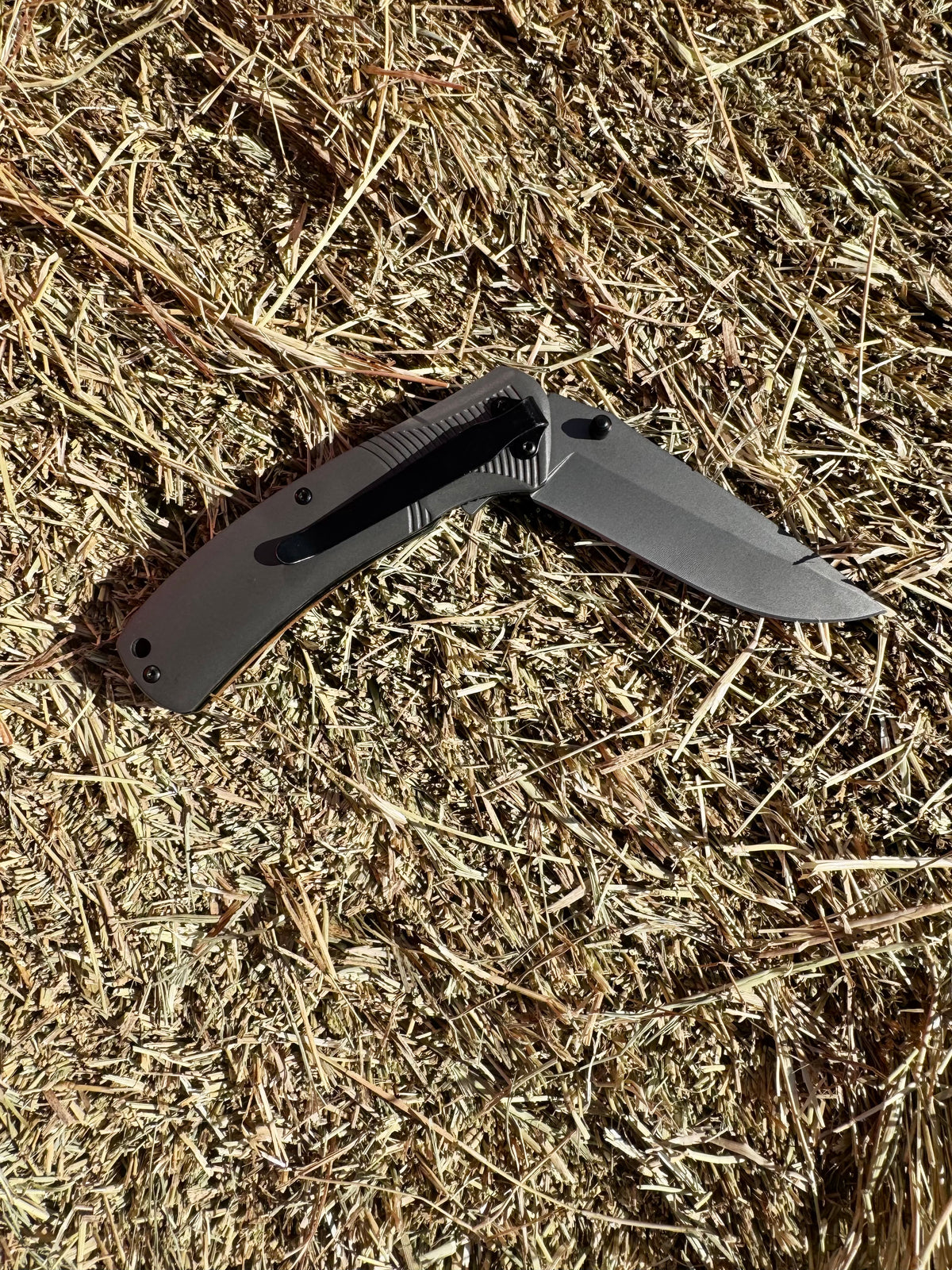 BuckedUp Tactical Pocket Knife Gray - BuckedUp Apparel
